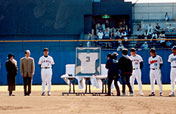 写真:平成15年11月23日、「プロ野球OBオールスターゲーム」